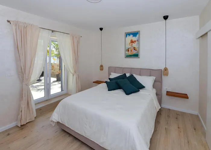 Beautiful In Holiday home *