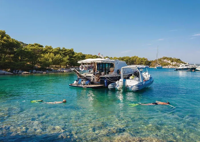 Beautiful In Holiday home Dobropoljana