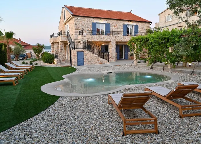 Beautiful In Nyaraló Dobropoljana